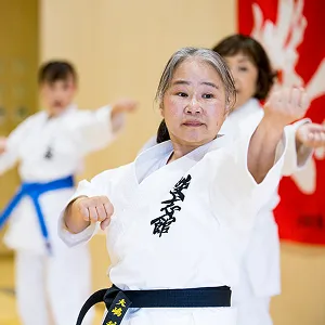 主席師範が練習をしている様子